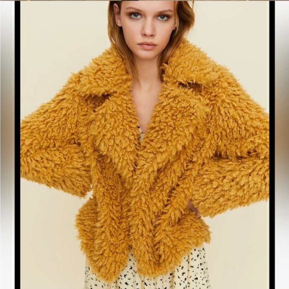 Aritzia Little Moon Spritz Shag Faux Fur Jacket in Golden Yellow